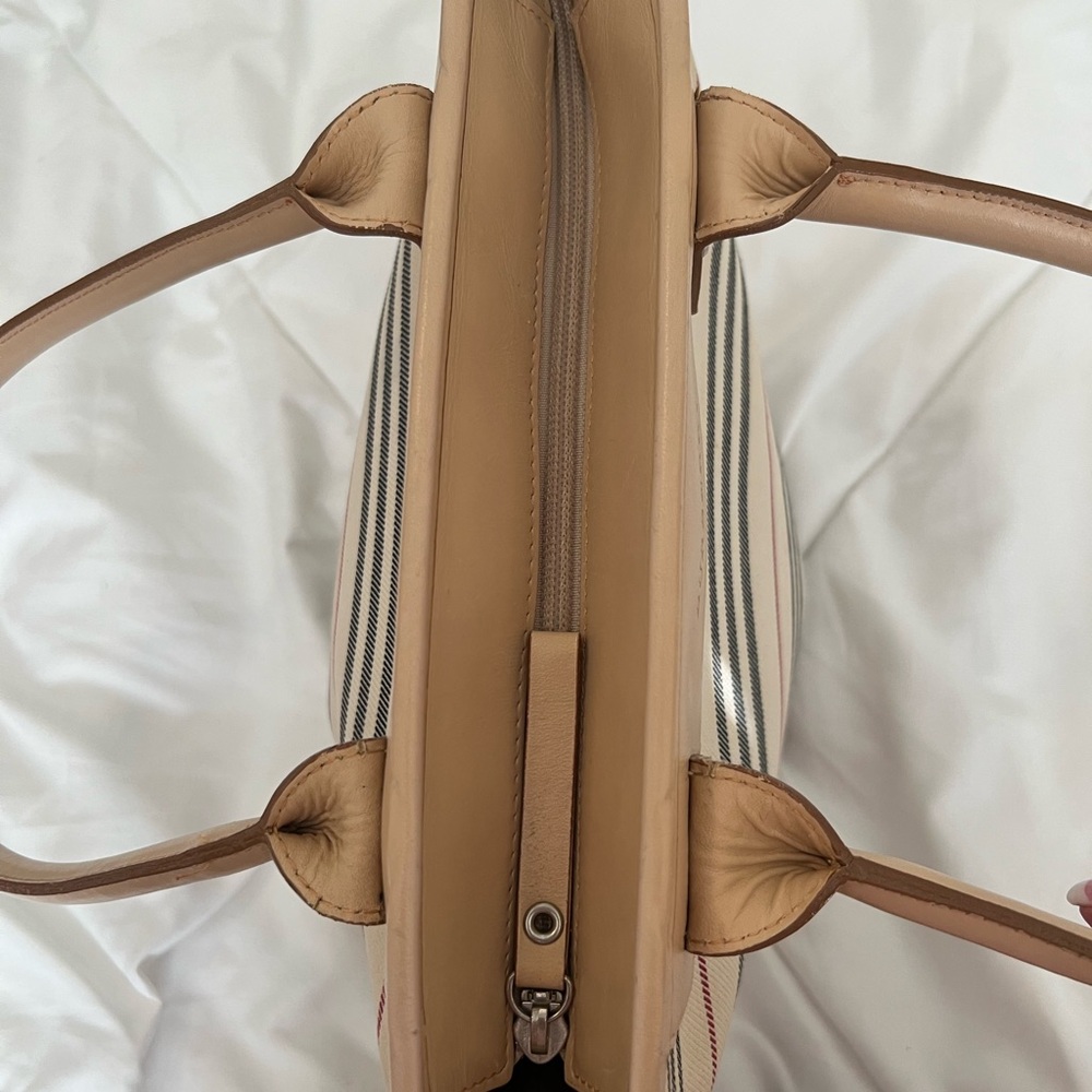 Burberry Striped Tan and Black/red Women's Tote Bag